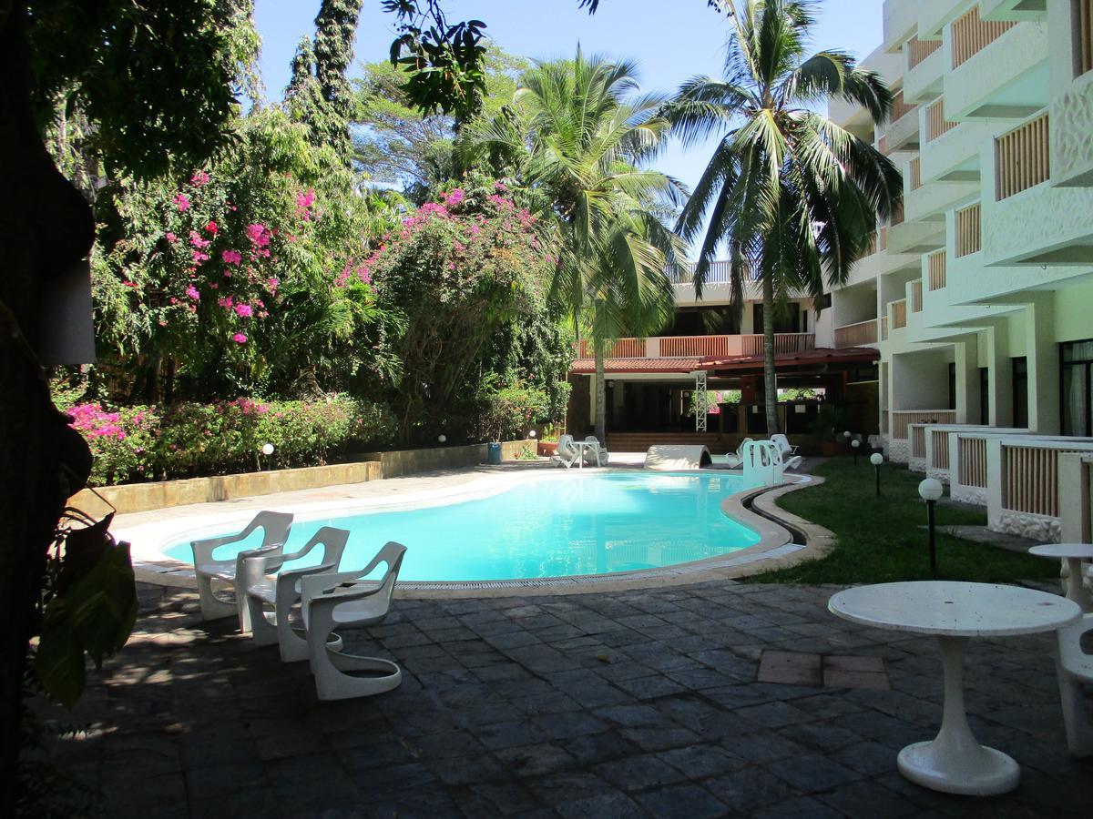 Indiana Beach Apartments Bamburi Exterior photo